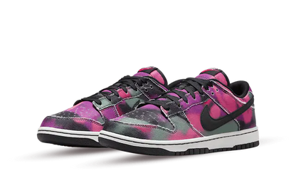 Dunk - Graffiti Pink