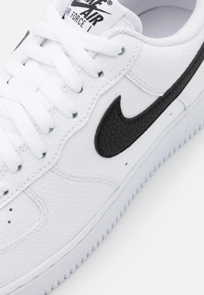 Air Force 1 - White And Black