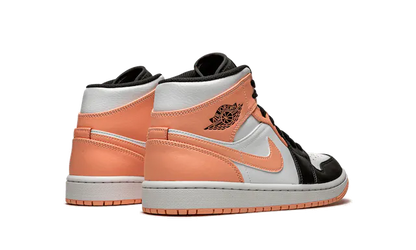 Air Jordan 1 - Crimson Tint