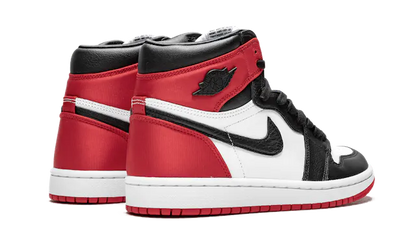 Air Jordan 1 - Satin Black Toe