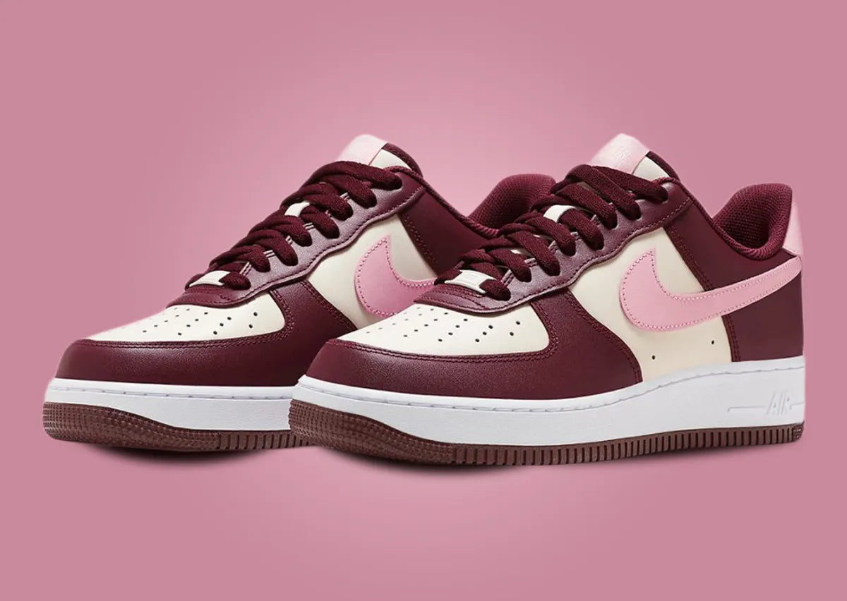 Air Force 1 - 07' Valentines Day (2023)