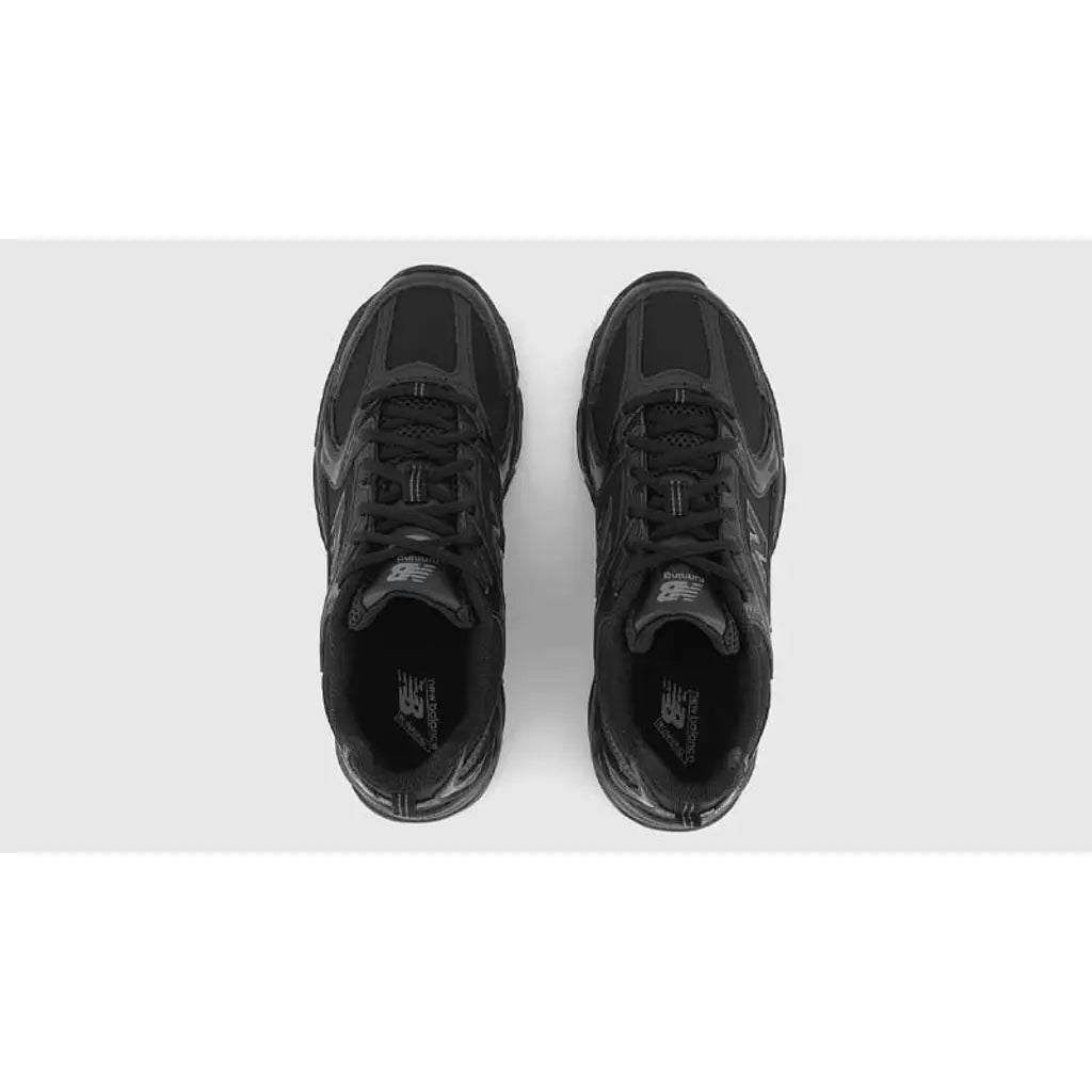 New Balance 530 - Black Mono