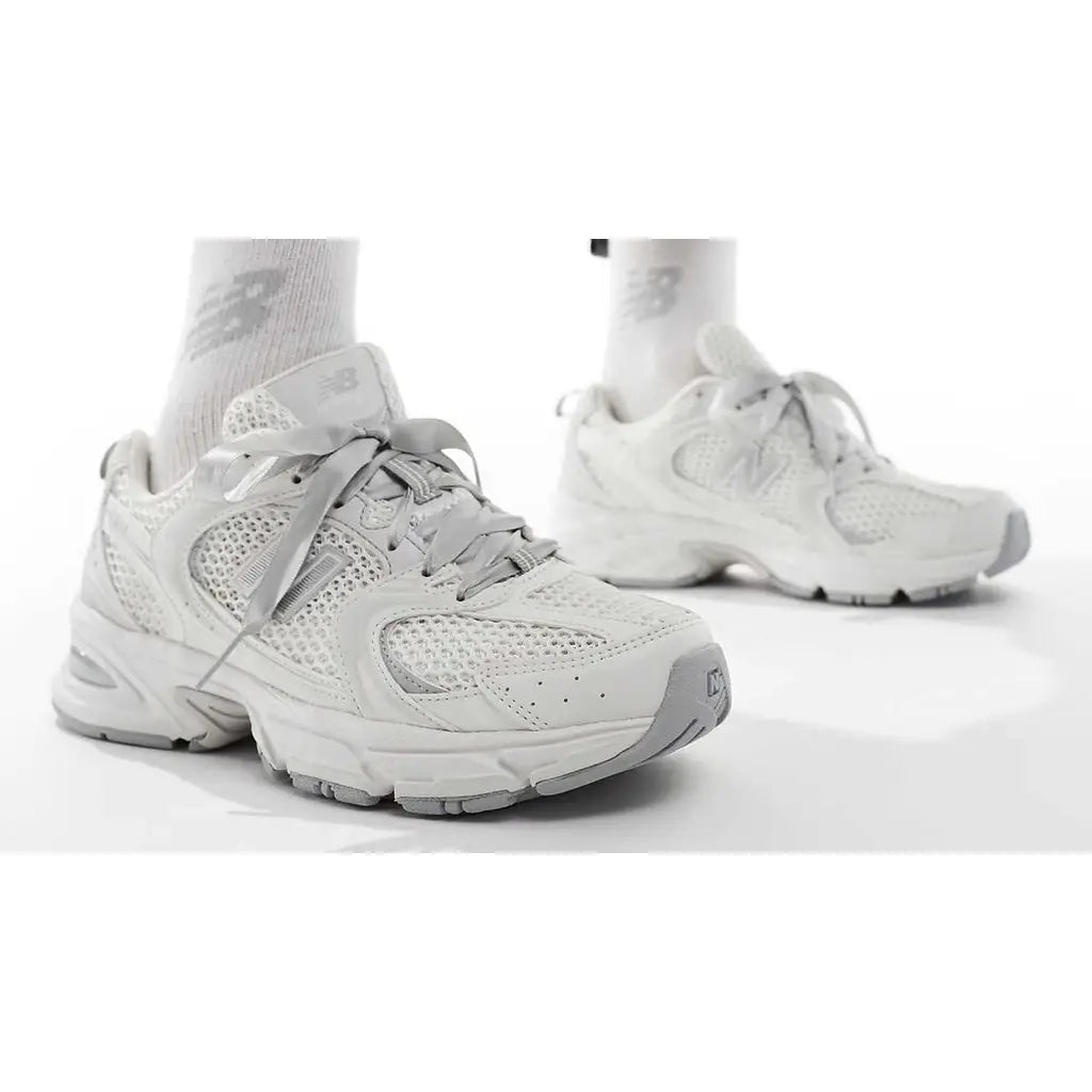 New Balance 530 - White Silver Ribbon Lace